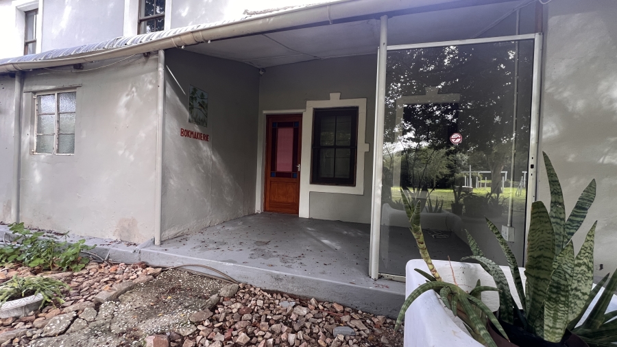 4 Bedroom Property for Sale in Redelinghuys Western Cape